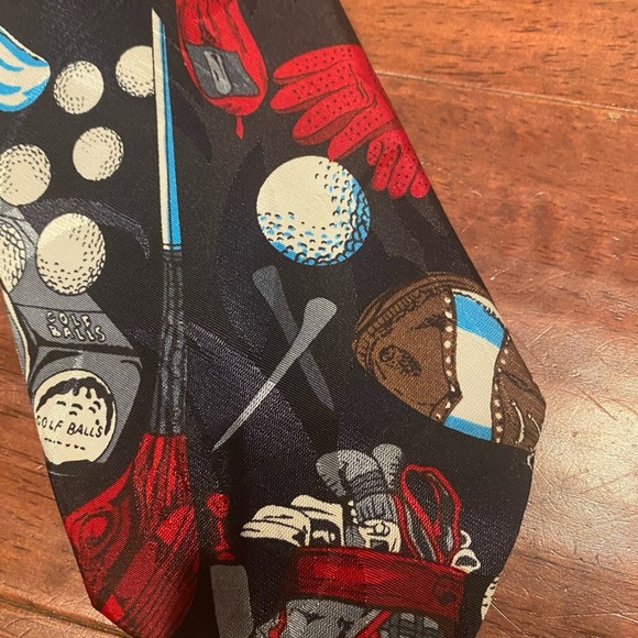 golf tie - Picture 2 of 5